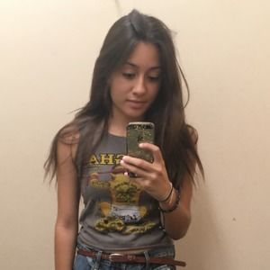 Meet your Posher, Angelique